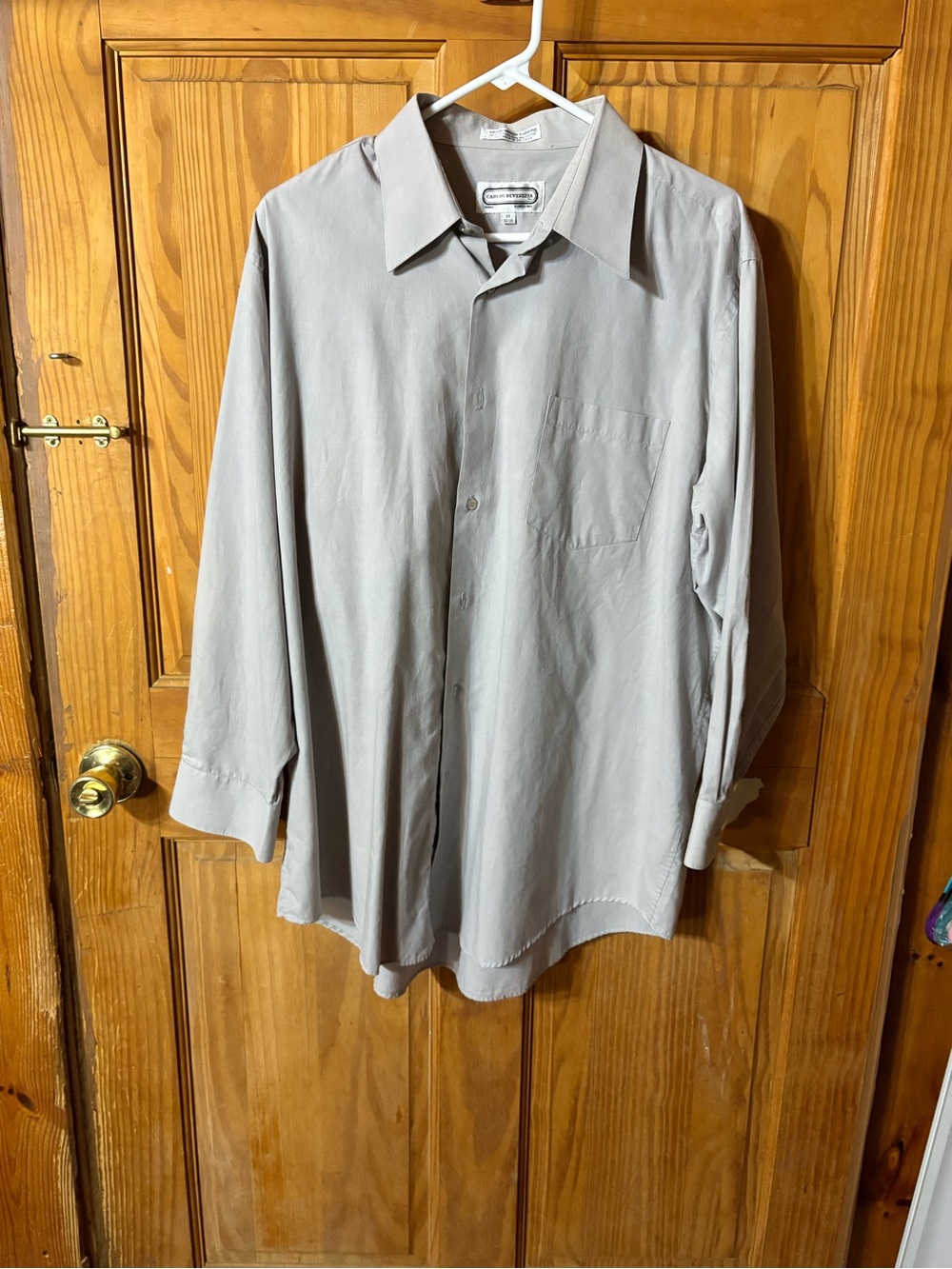 Men's Classic Button-Up Shirt in Light Gray